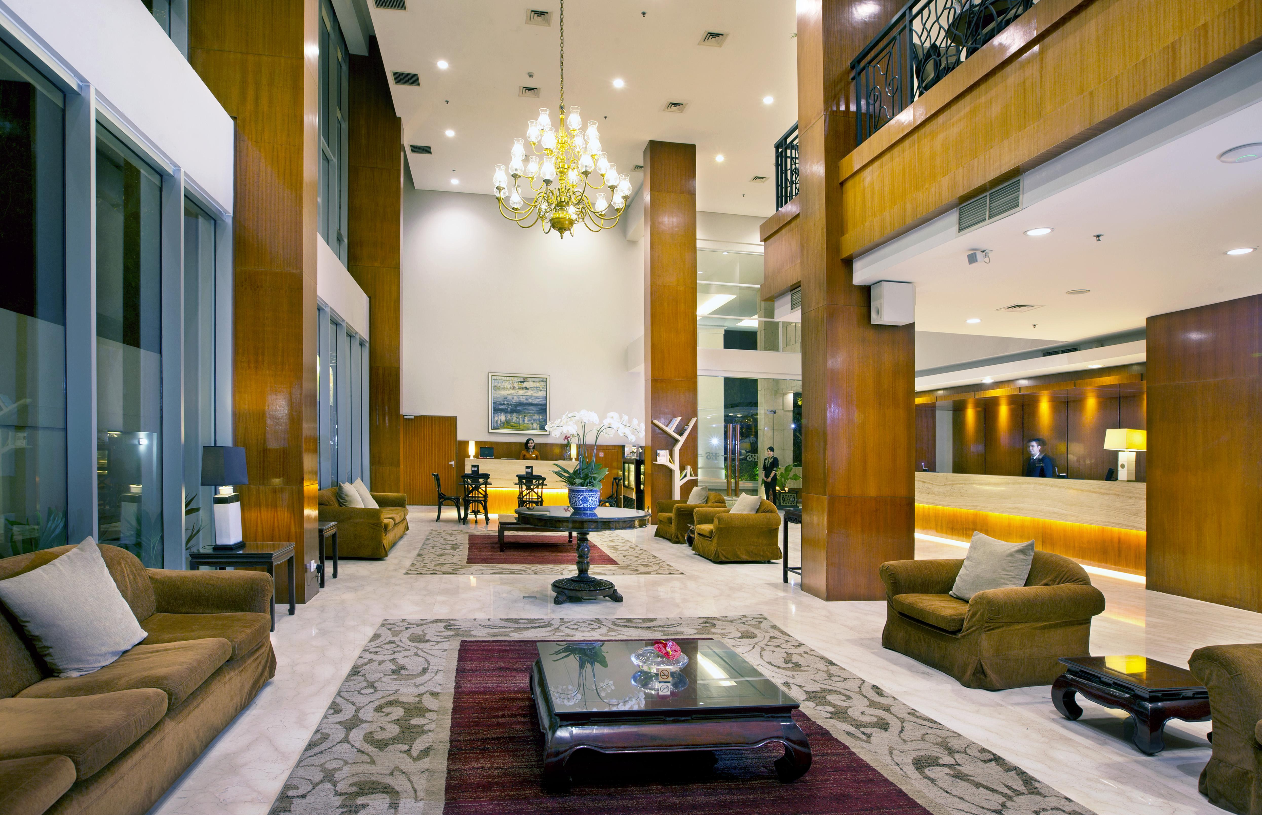 The Capital Hotel Surabaya Ngoại thất bức ảnh