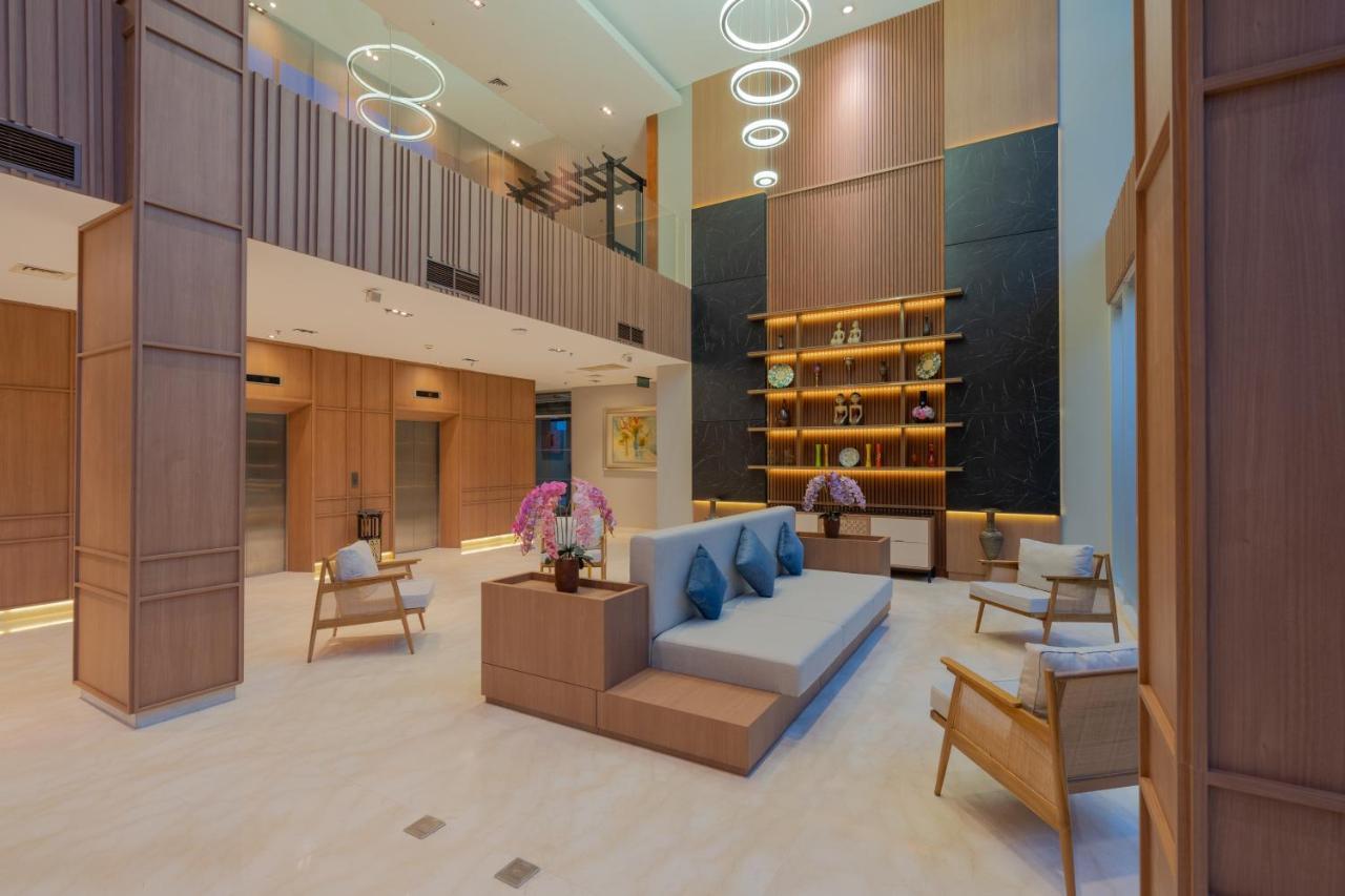 The Capital Hotel Surabaya Ngoại thất bức ảnh