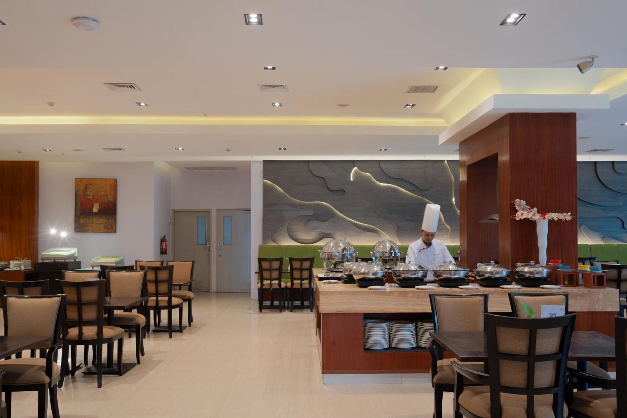 The Capital Hotel Surabaya Ngoại thất bức ảnh